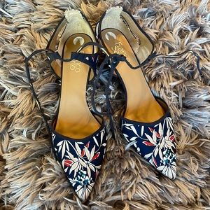 Franco Sarto tie front floral 2.5 inch heels